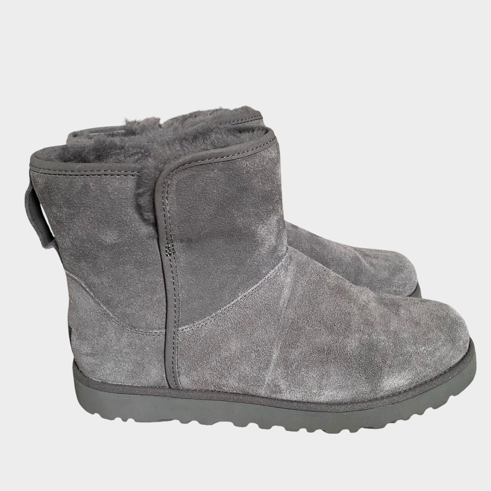 UGG Classic Mini Boot Size 8.5 EU 39.5 Grey Suede Shearling  Winter Cozy Casual